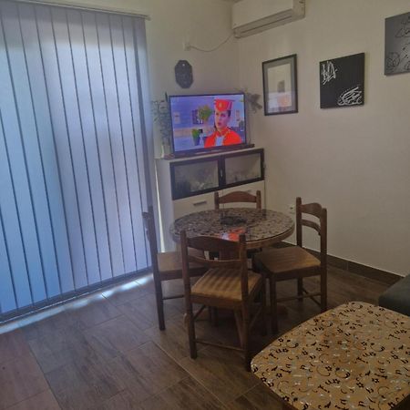 Vera Apartment Kampor Ngoại thất bức ảnh