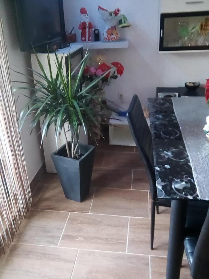 Vera Apartment Kampor Ngoại thất bức ảnh