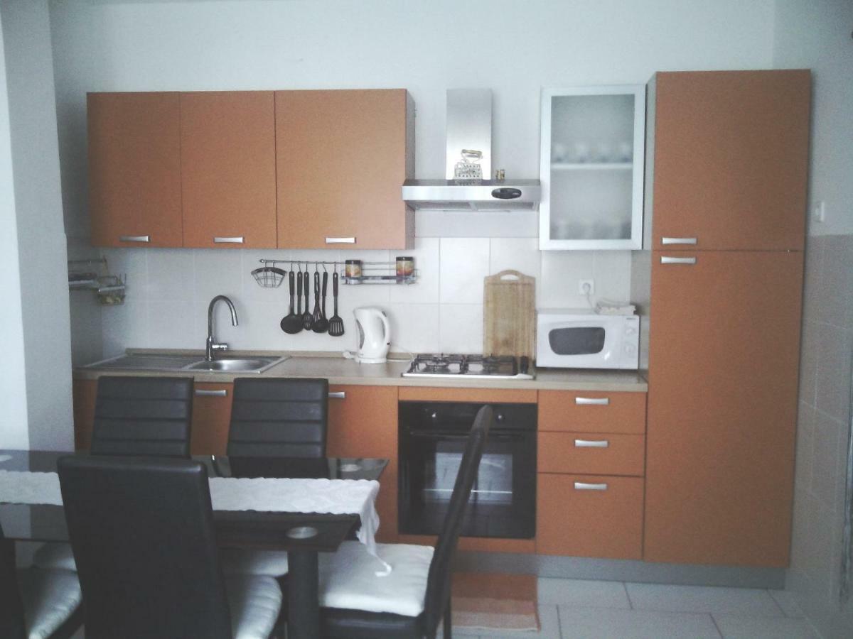 Vera Apartment Kampor Ngoại thất bức ảnh
